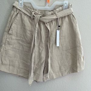 Women’s linen shorts